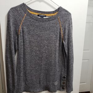 The outfitters by land'ENDS nice sweater siz Small